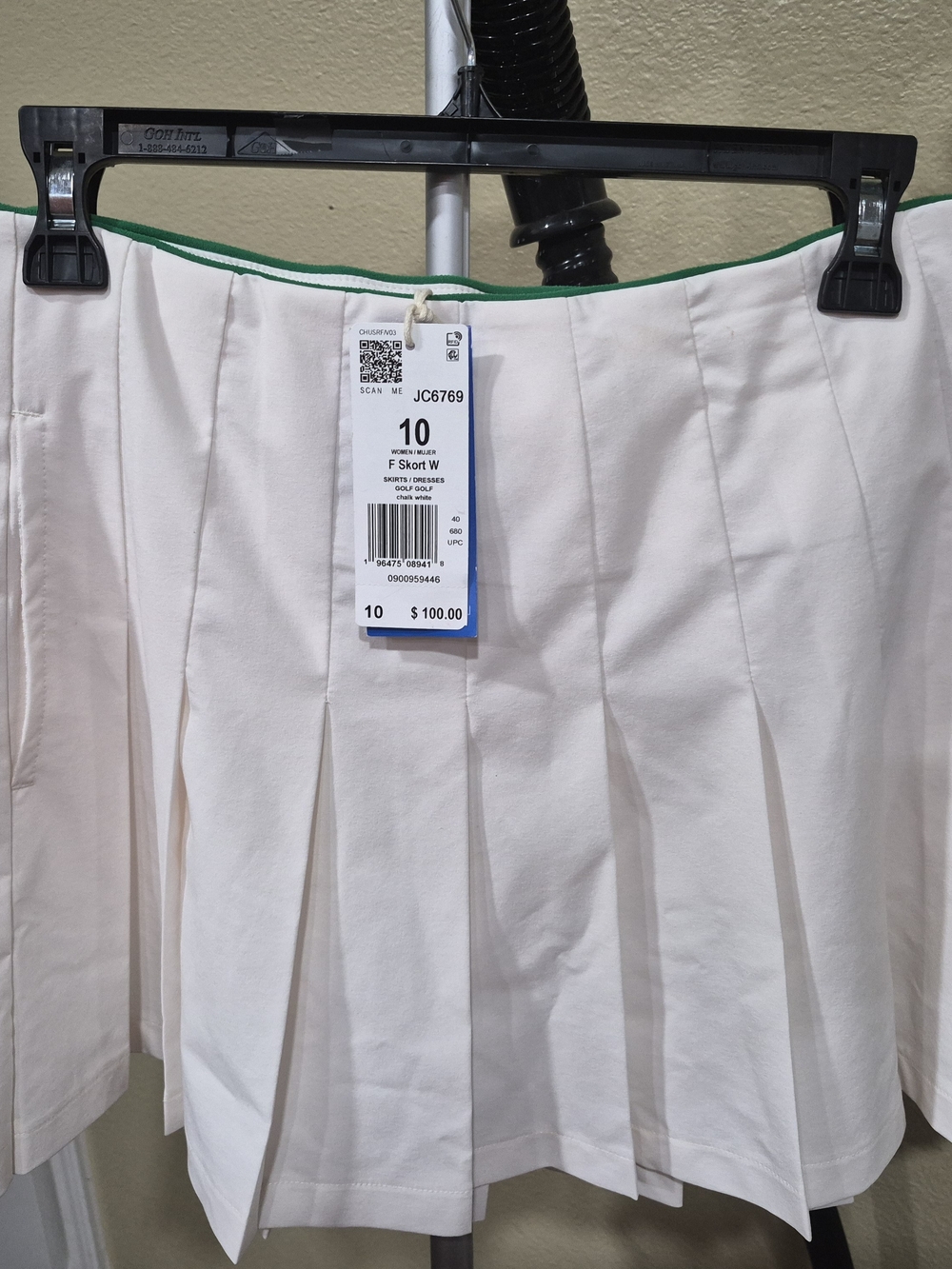 Adidas F Skort Golf  Pleated Women's Cream with Green Trim Size 10